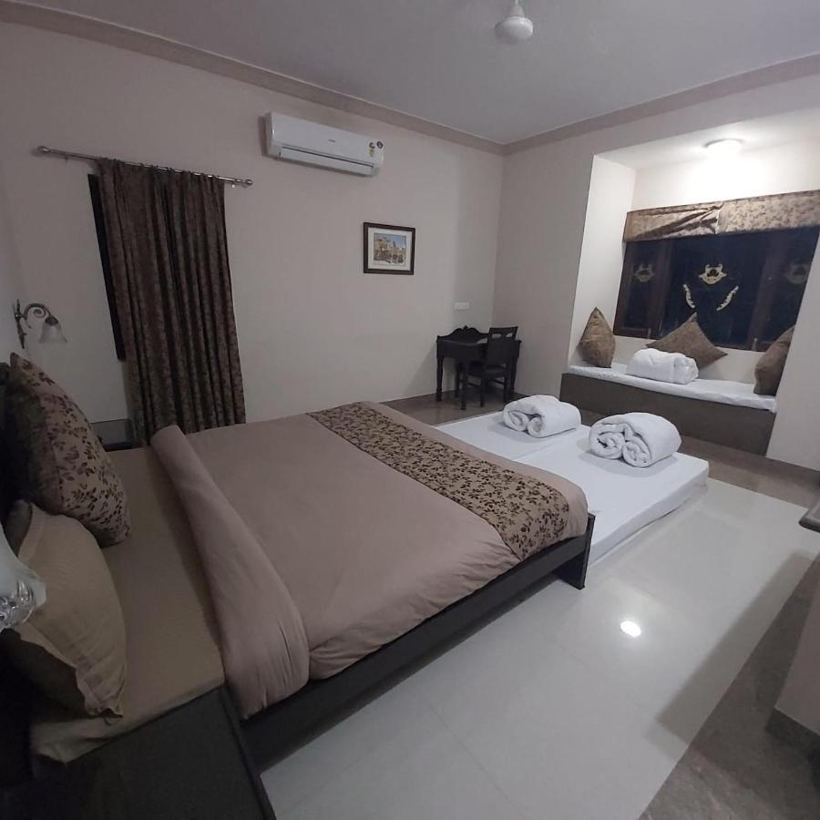 Mewar Mansion Hotell Udaipur Exteriör bild