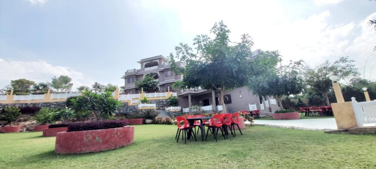 Mewar Mansion Hotell Udaipur Exteriör bild
